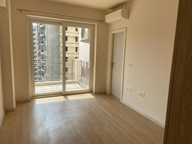 Room, dlf-the-skycourt 3 Bedroom 1931 Sq.Ft. Apartment In Sector 86 Gurgaon 7772751