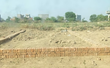 Plot For Sale in Raj Nagar