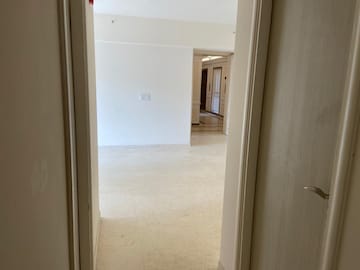 Building Lobby in 3 BHK Apartment at DLF The Skycourt, Sector 86 – for Sale