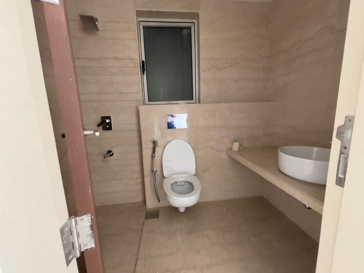 Bathroom, lodha-primo 3 Bedroom 1082 Sq.Ft. Apartment In Parel Mumbai 7772860