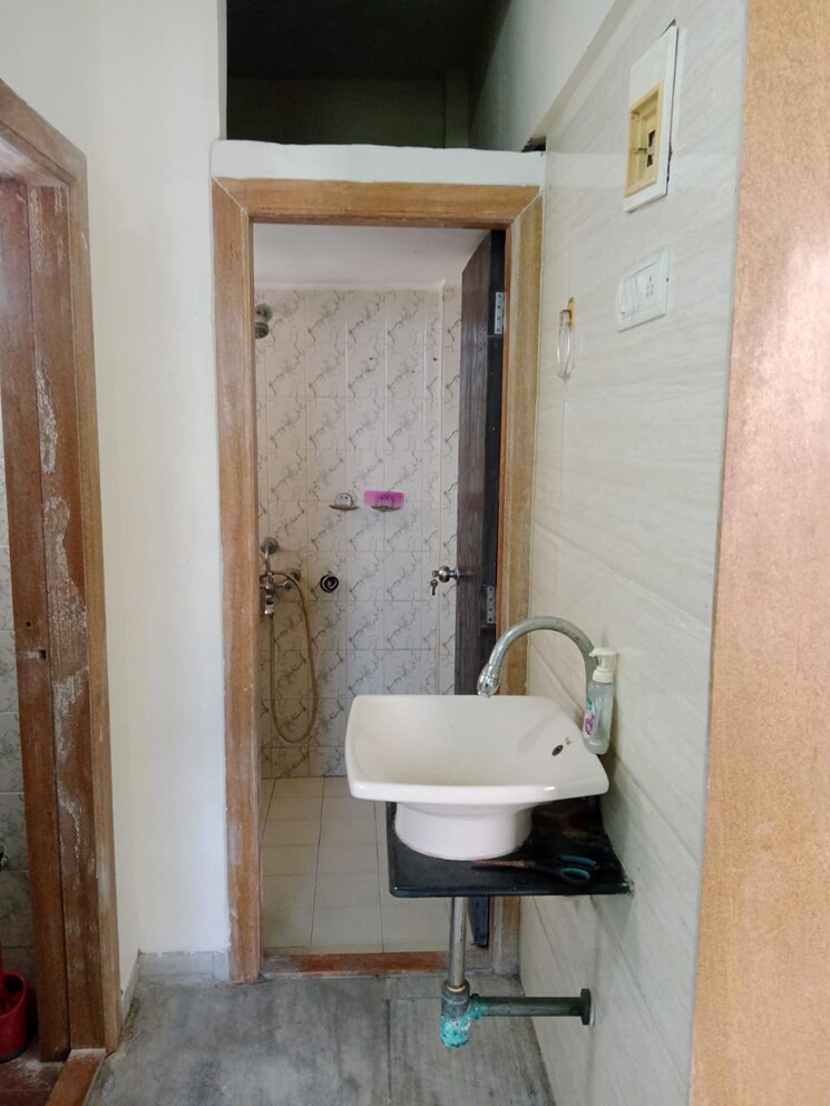 Bathroom, gagangiri-florence 1 Bedroom 440 Sq.Ft. Apartment In Dahisar West Mumbai 7772932