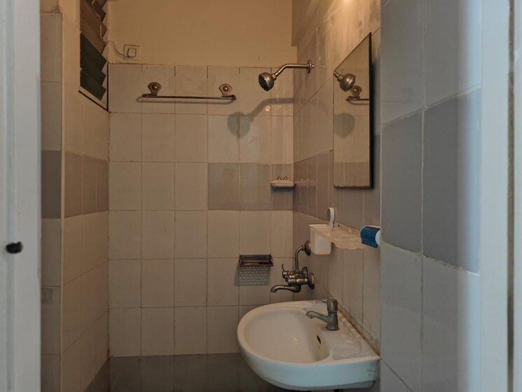 Bathroom, vijay-nagari-annex 1 Bedroom 650 Sq.Ft. Apartment In Waghbil Thane 7105844