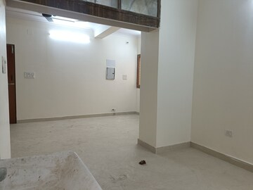 Room in 2 BHK Builder Floor at Vikas Puri – for Rent