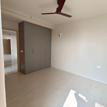 Room in 3 BHK Apartment at Pareena Coban Residences, Sector 99a – for Sale