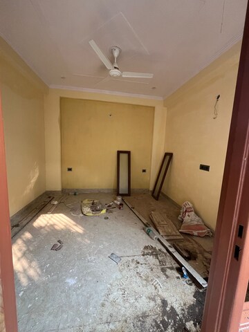 Bathroom in 2 BHK Builder Floor at Palm Residency Chhatarpur, Chattarpur – for Sale