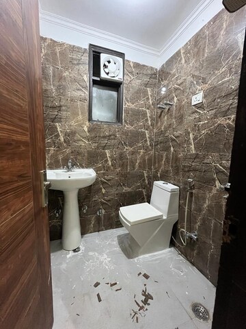 Bathroom in 2 BHK Builder Floor at Palm Residency Chhatarpur, Chattarpur – for Sale