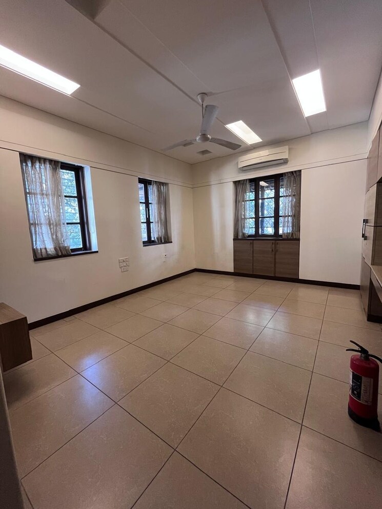 Room, christmas-eve-chs 3 Bedroom 1930 Sq.Ft. Apartment In Cumbala Hill Mumbai 7773534