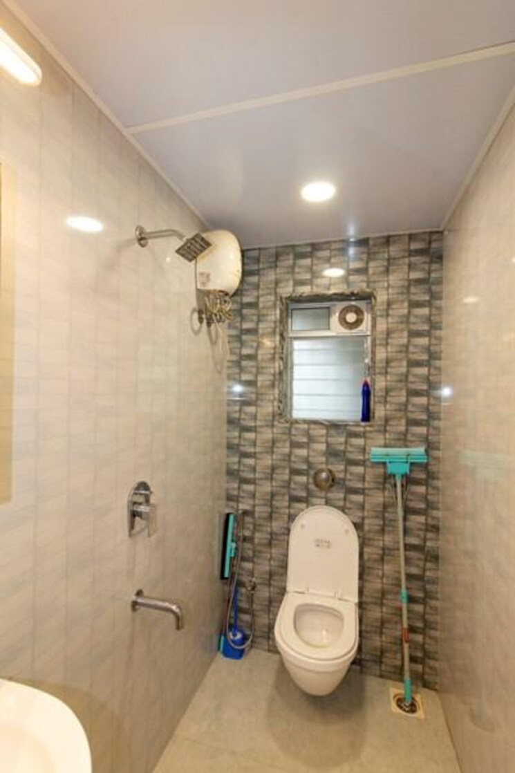 Bathroom, neelambar-apartments 2 Bedroom 650 Sq.Ft. Apartment In Pali Hill Mumbai 7773552
