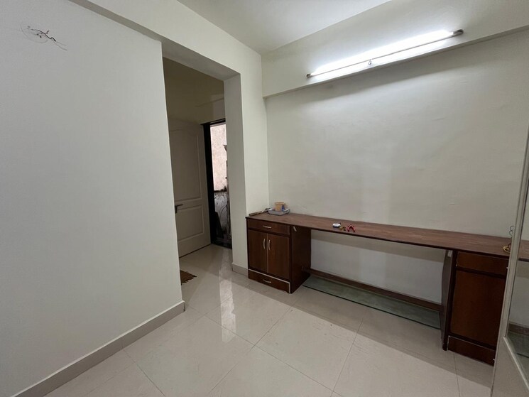 Room, mitra-mandal 2 Bedroom 850 Sq.Ft. Apartment In Parvati Paytha Pune 7773659