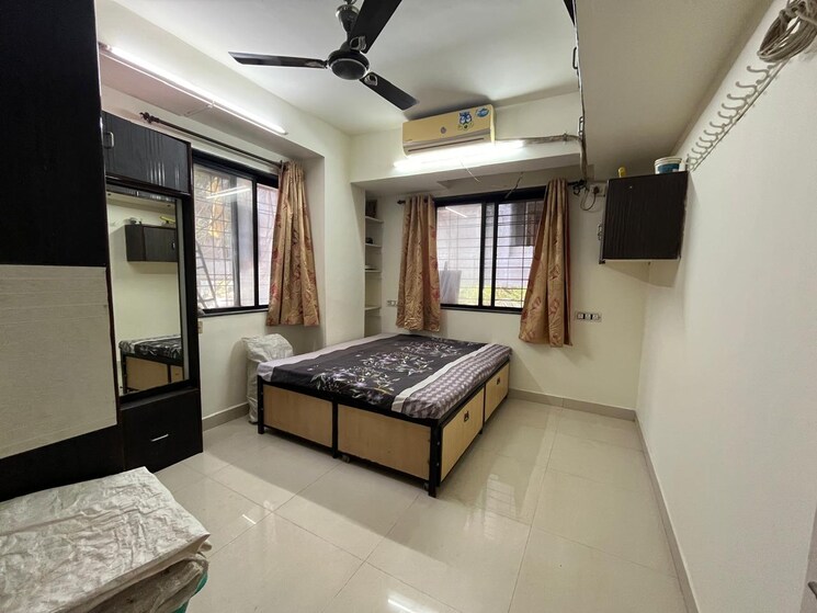 Living Room, mitra-mandal 2 Bedroom 850 Sq.Ft. Apartment In Parvati Paytha Pune 7773659