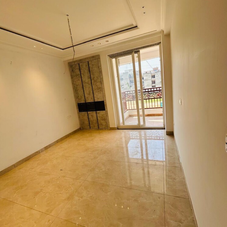 Room, nagla road 3 Bedroom 1750 Sq.Ft. Apartment In Nagla Road Zirakpur 7773713