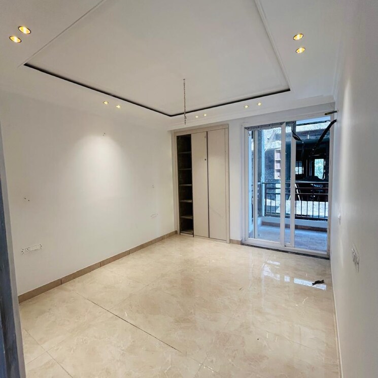 Room, nagla road 3 Bedroom 1750 Sq.Ft. Apartment In Nagla Road Zirakpur 7773713