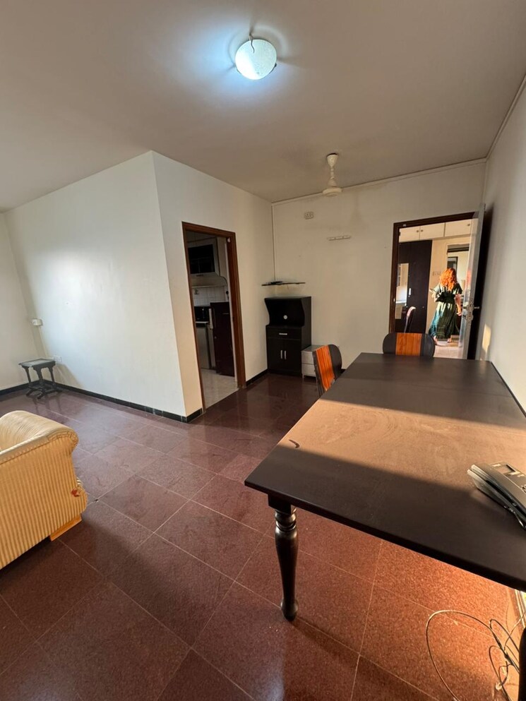 Bedroom, sky-scraper 3 Bedroom 1100 Sq.Ft. Apartment In Breach Candy Mumbai 7773720