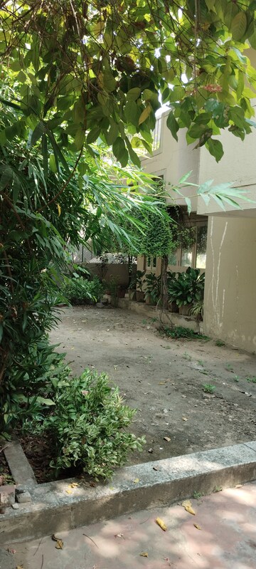 3 BHK Villa – Exterior View View at Thaltej - for Sale