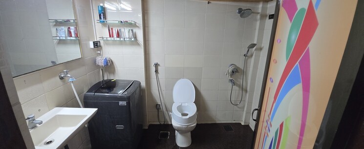 Bathroom, lands-end 2.5 Bedroom 1270 Sq.Ft. Apartment In Malabar Hill Mumbai 7773758