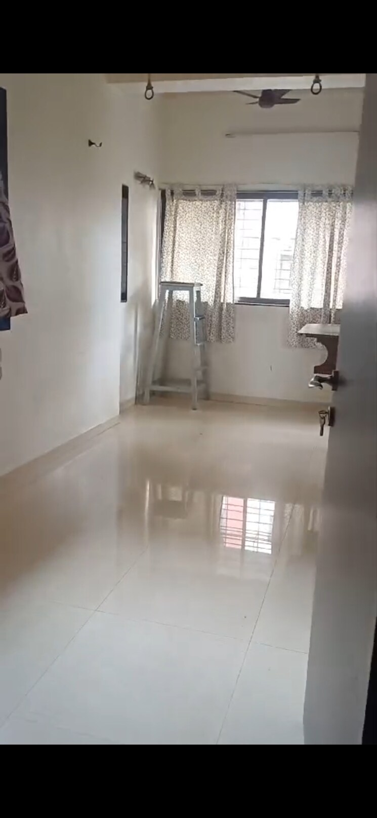 Room, navyug-niwas 2 Bedroom 750 Sq.Ft. Apartment In Grant Road Mumbai 7773830