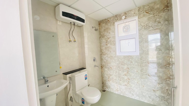 Bathroom, omaxe-new-chandigarh 3 Bedroom 2000 Sq.Ft. Builder Floor In North Mullanpur Chandigarh 7773867