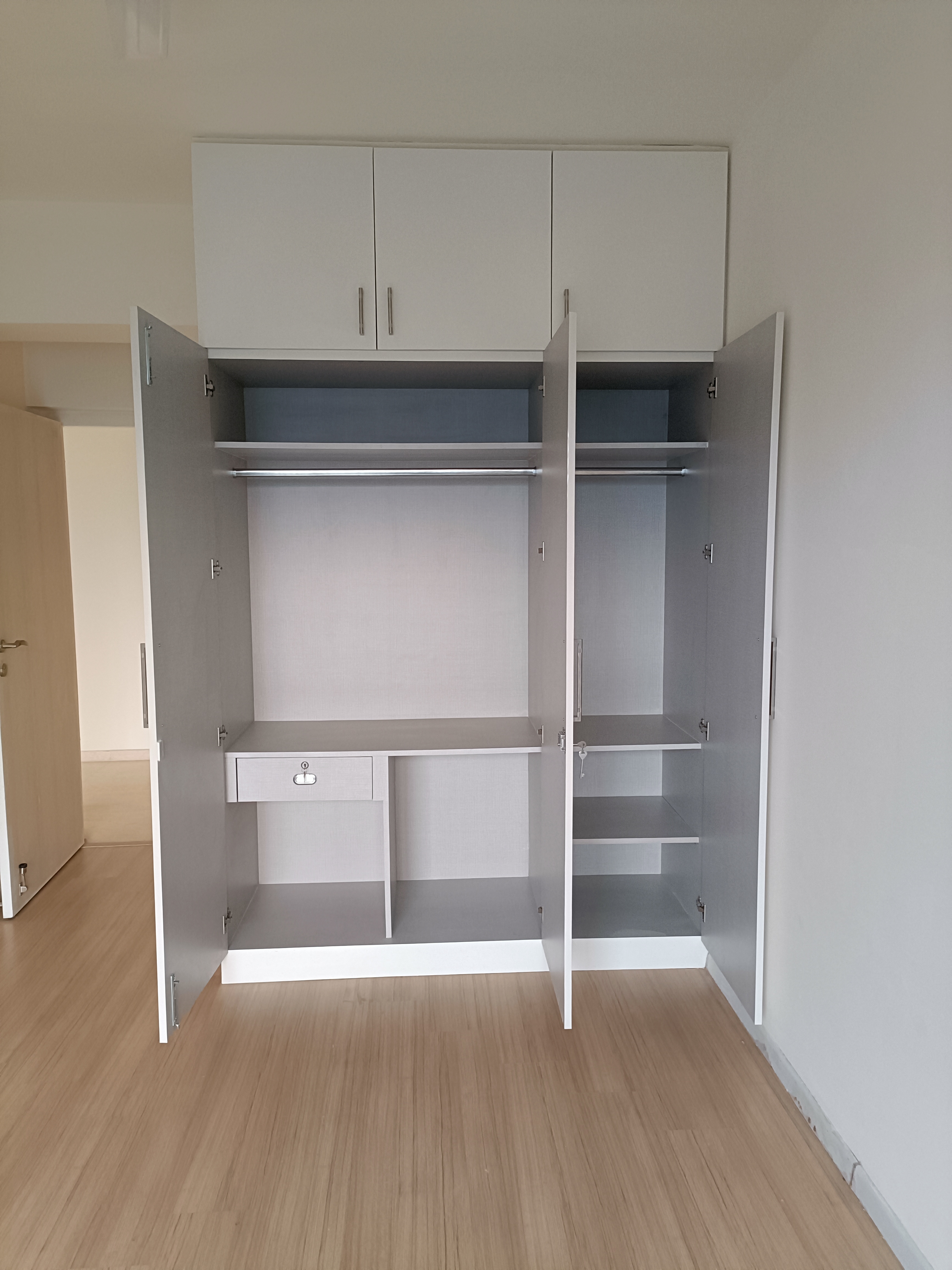 3 BHK + Extra Room 1931 Sq.Ft. Apartment in DLF The Skycourt