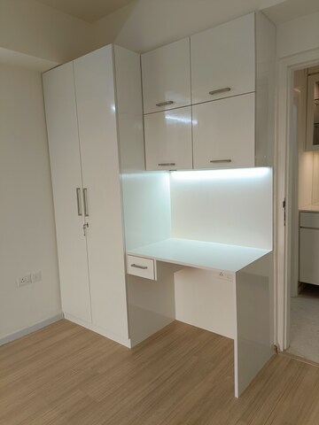 Bathroom in 3 BHK Apartment at DLF The Skycourt, Sector 86 – for Sale