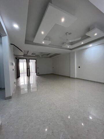 Room in 3 BHK Builder Floor at Risland Sky Mansion, Chattarpur – for Sale