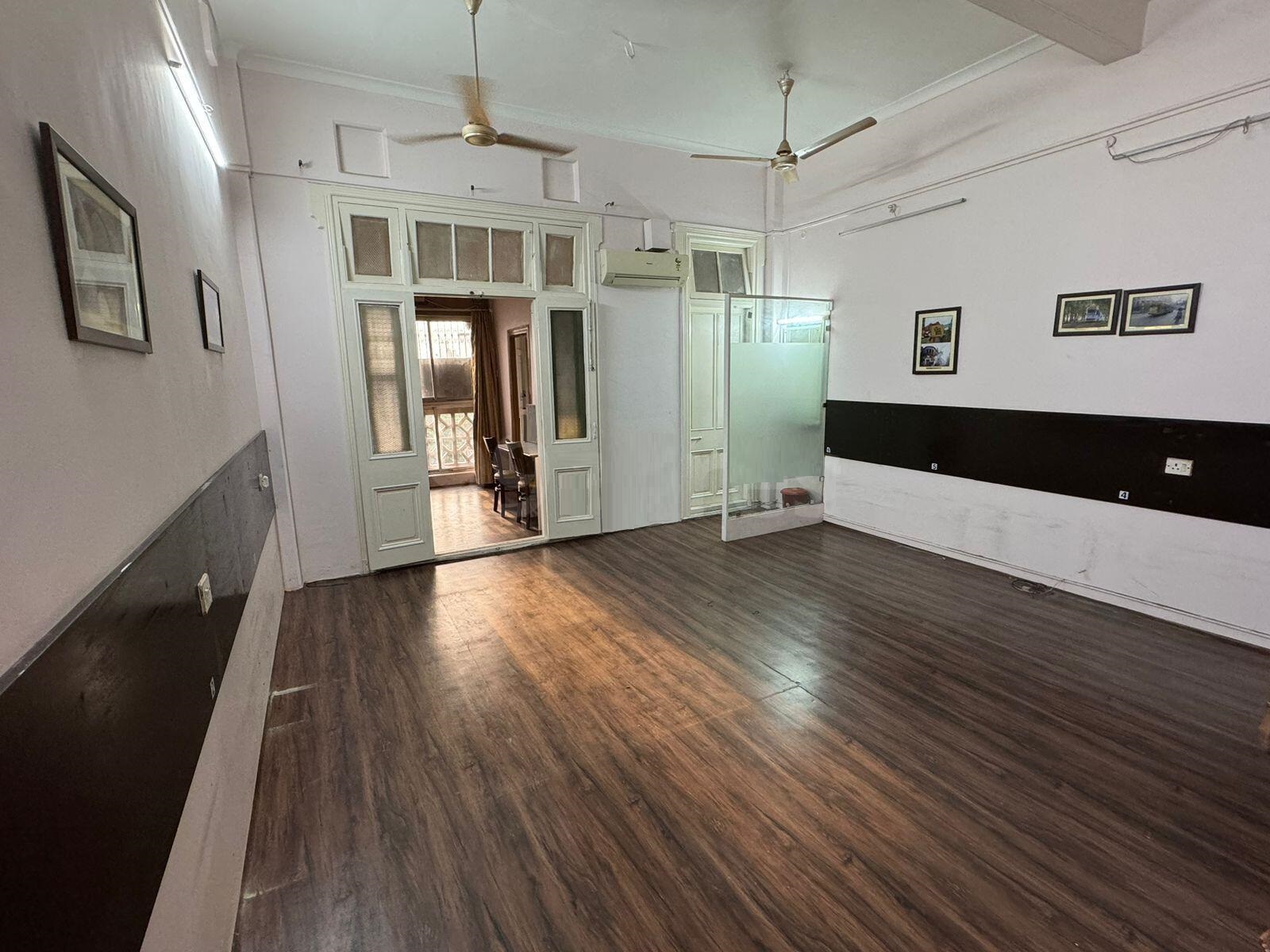 Commercial Office Space 500 Sq.Ft. For Rent in Park Street Kolkata  7773986