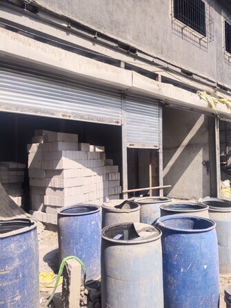 Commercial Warehouse 1000 Sq.Yd. For Rent in Kurla West Mumbai  7774016