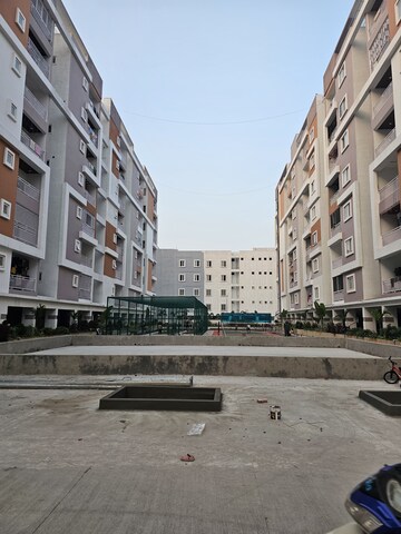 2 BHK Apartment For Resale in Sri Vantage KVS Raju Towers Lb Nagar Hyderabad  7774063