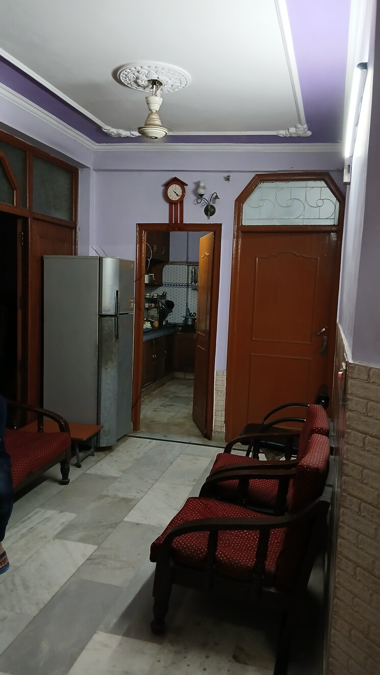 Room, batla house 4 Bedroom 1350 Sq.Ft. Apartment In Batla House Delhi 7774164