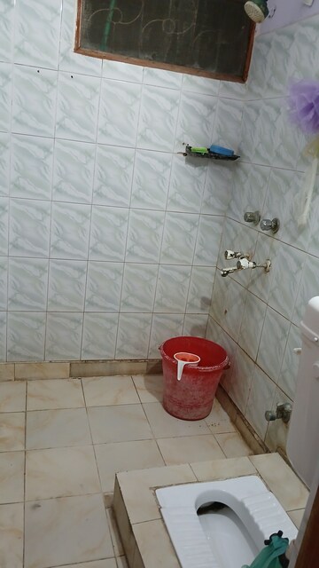Bathroom in 4 BHK Apartment at Batla House – for Sale