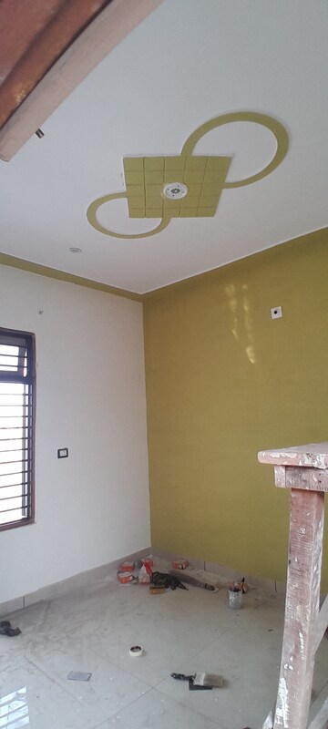 Furnished Amenities in 4 BHK Independent House at Sardhana Road – for Sale