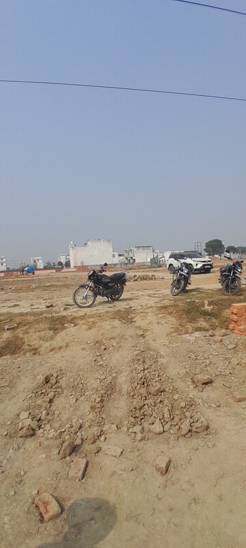  Plot – Exterior View View at Sardhana Road - for Sale