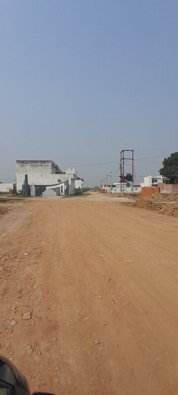  Plot – Exterior View View at Sardhana Road - for Sale