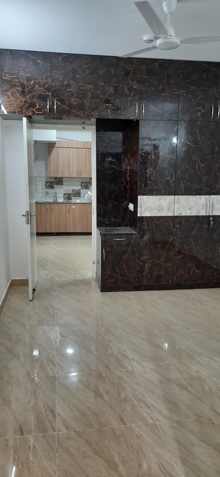 Room, gaur-city-2-14th-avenue 3 Bedroom 1375 Sq.Ft. Apartment In Sector 16c Greater Noida Greater Noida 7774301