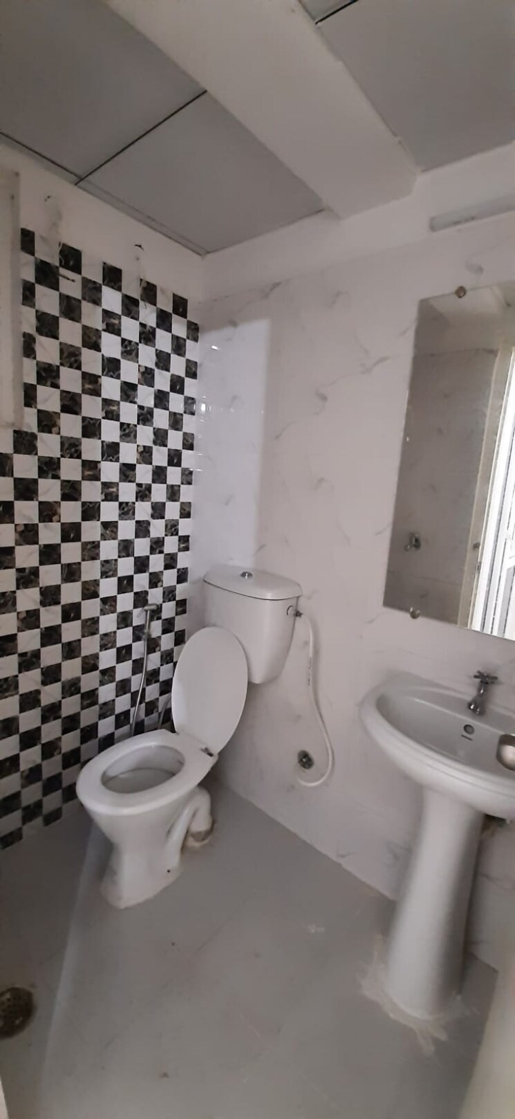 Bathroom, gaur-city-2-14th-avenue 3 Bedroom 1375 Sq.Ft. Apartment In Sector 16c Greater Noida Greater Noida 7774301
