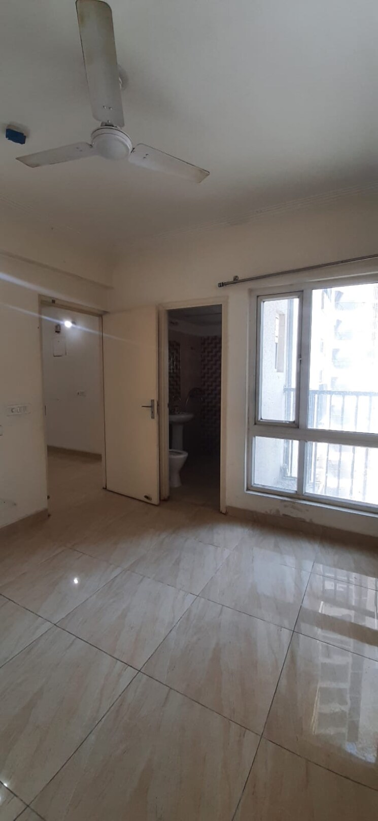 Room, gaur-city-2-14th-avenue 2 Bedroom 990 Sq.Ft. Apartment In Sector 16c Greater Noida Greater Noida 7774302