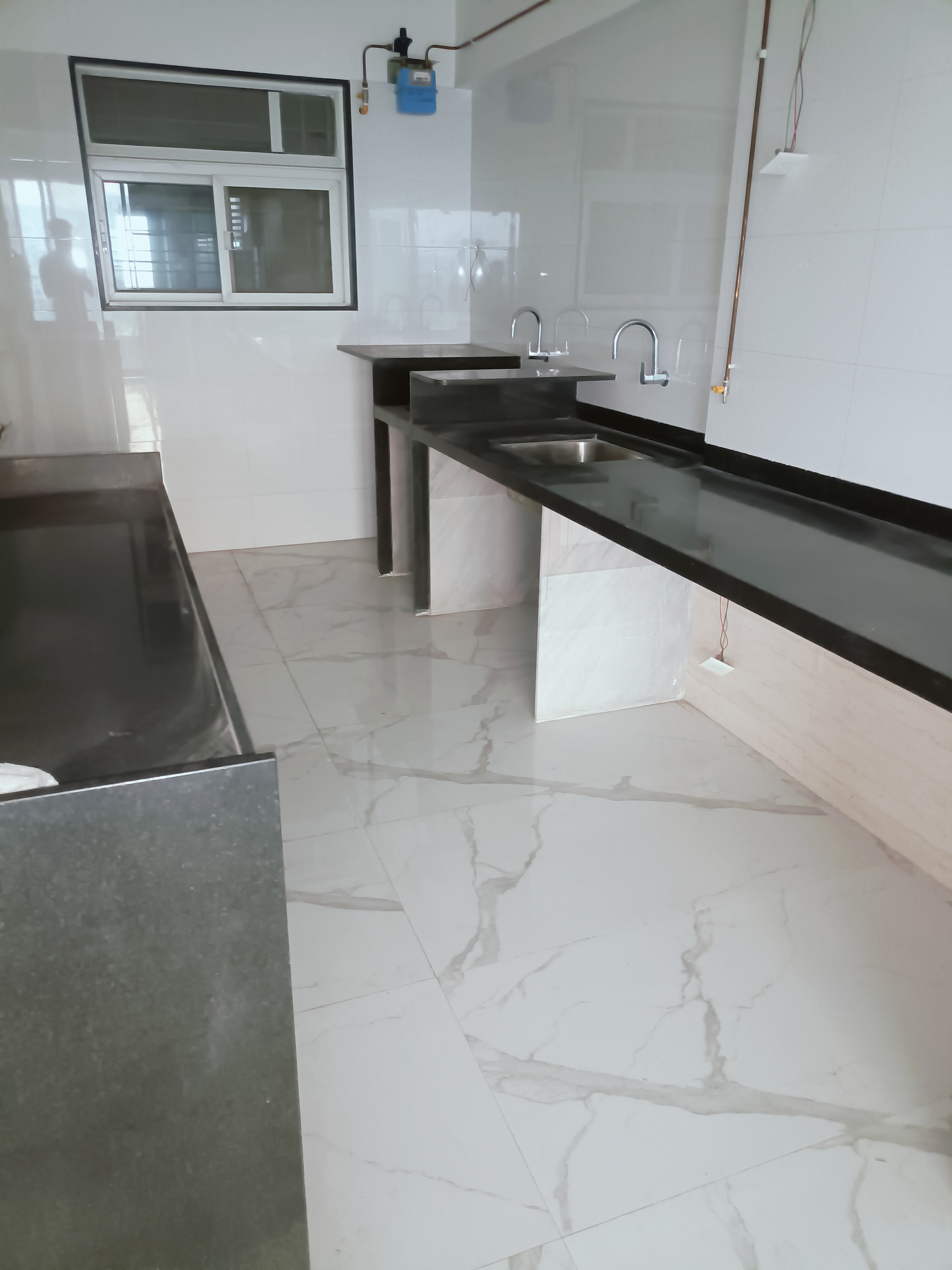 5 BHK + Extra Room Apartment For Sale in Mayuresh Apartment Kothrud