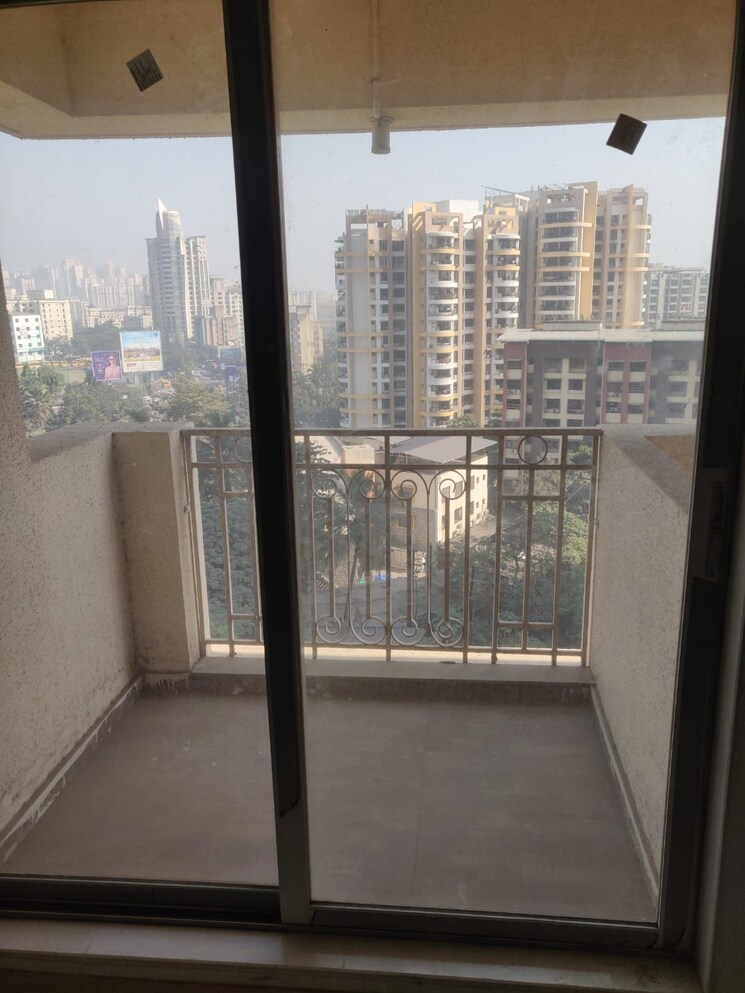 Room, shree-tirupati-stg-signature-residency 2 Bedroom 735 Sq.Ft. Apartment In Ghodbunder Road Thane 7774379