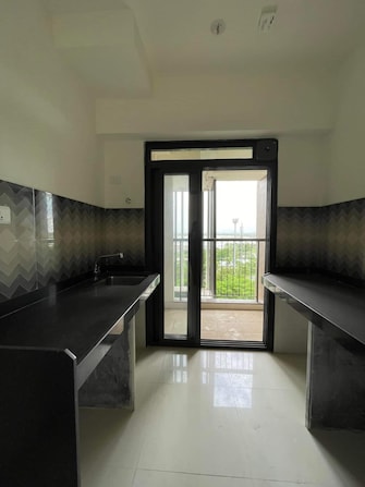 2 BHK Apartment For Resale in Lodha Splendora River View Ghodbunder Road Thane  7774416