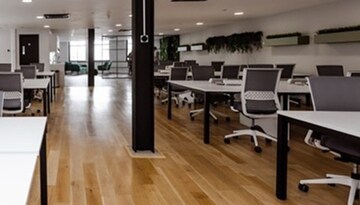  Office Space For Rent in Jolly Maker Chambers, Nariman Point