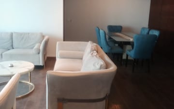 2 BHK Apartment For Sale in Transcon Triumph Tower, Andheri West