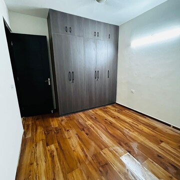 Furnished Amenities in 2 BHK Apartment at Signature Global City, Sector 37d – for Sale