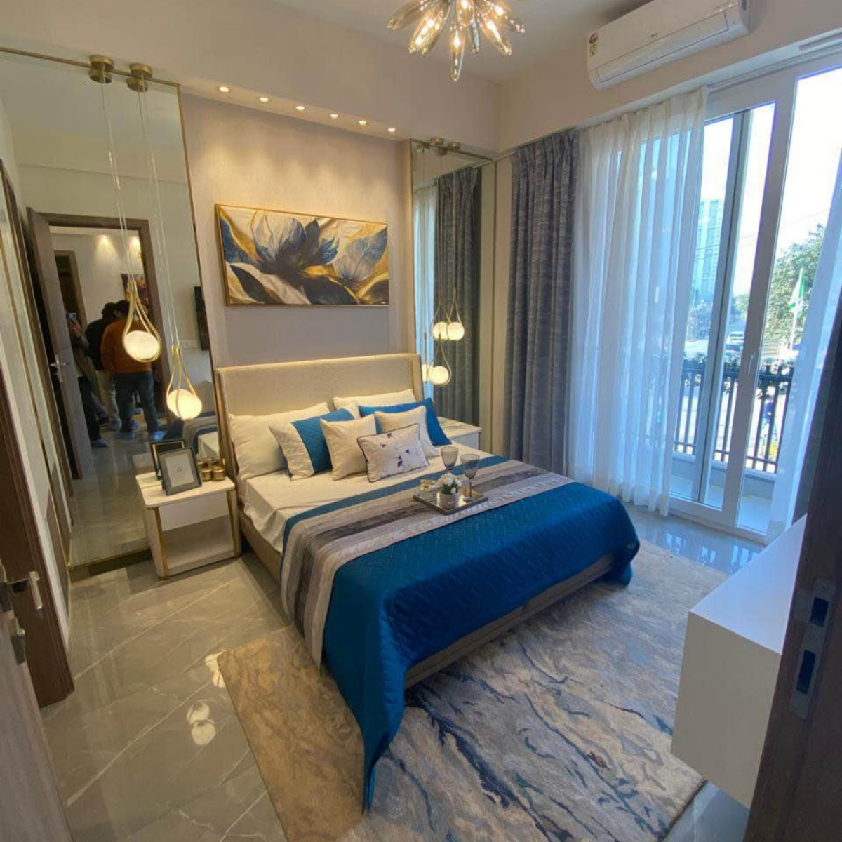 3 BHK + Servant Room,Extra Room Apartment For Sale in Smart World Gems