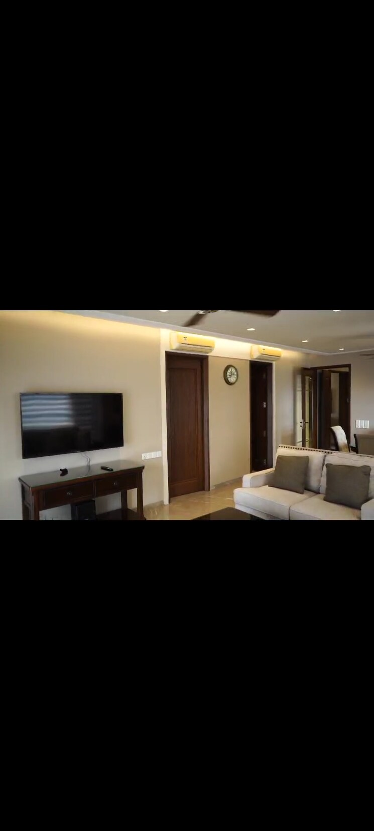 Master Bedroom, bonny-casa 5 Bedroom 2500 Sq.Ft. Apartment In Bandra West Mumbai 7774564