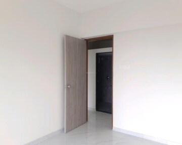 Room in 1 BHK Apartment at Shri Samarth Arihant, Borivali West – for Sale