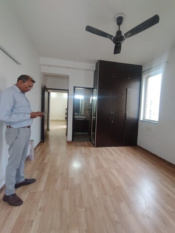 Room in 3 BHK Apartment at Vatika Gurgaon 21, Sector 83 – for Sale