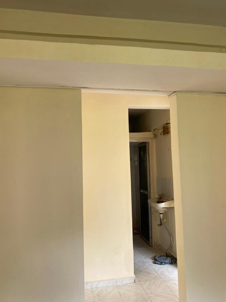 Room, brahmand-phase-8 1 Bedroom 450 Sq.Ft. Apartment In Brahmand Thane 7774619