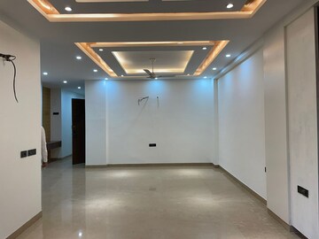 Living Room in 4 BHK Builder Floor at Sushant Lok I – for Rent