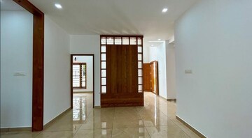 Room in 3 BHK Villa at Railway Colony – for Sale