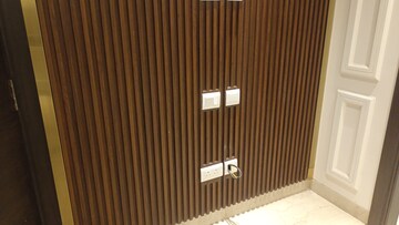 Furnished Amenities in 3 BHK Builder Floor at East Patel Nagar – for Sale