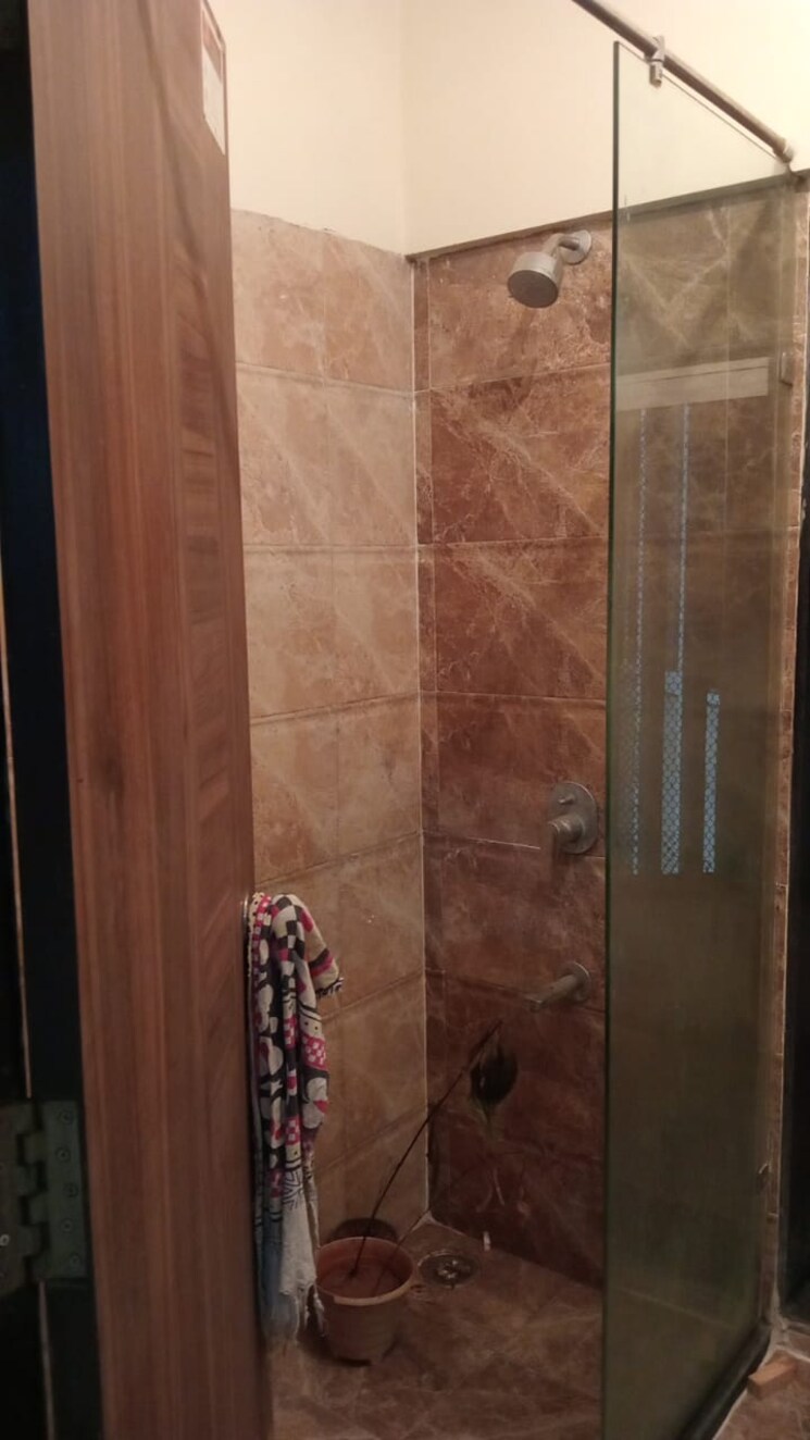 Bathroom, lokhandwala-infrastructure-octacrest 2 Bedroom 1120 Sq.Ft. Apartment In Kandivali East Mumbai 7775004